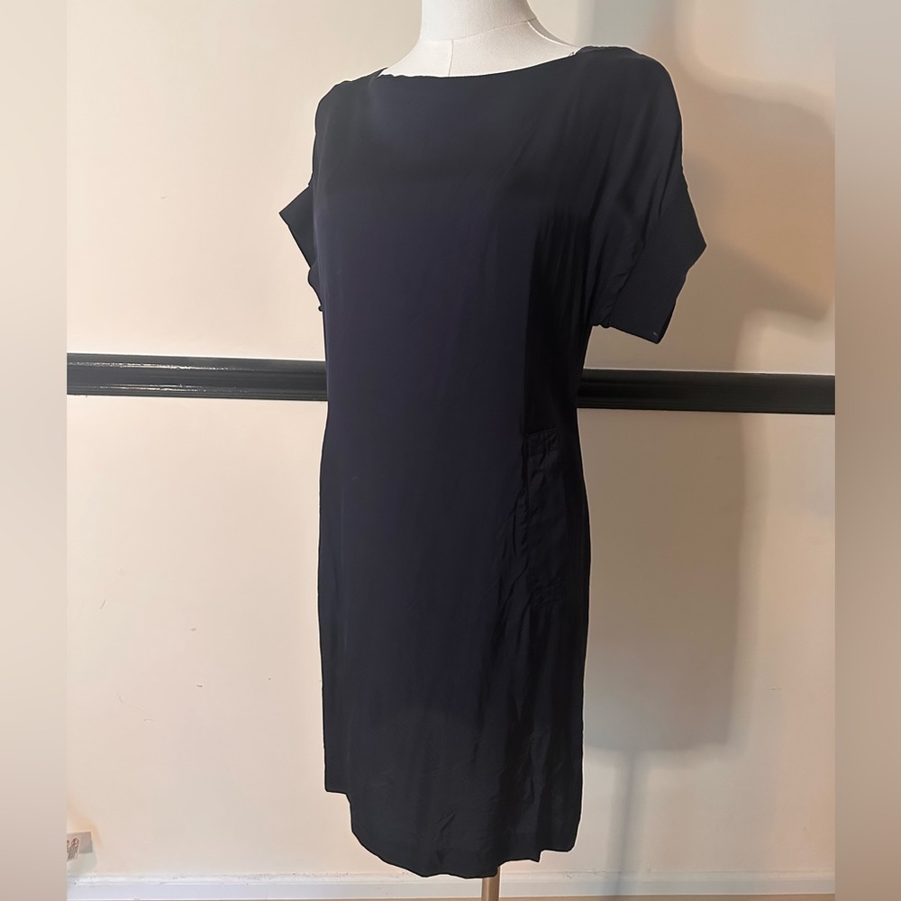 Theory Navy Silk Blend Shift Dress | Size S